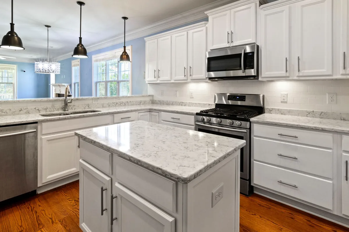 Filth & Squalor Cleanup in Deer Park, NY